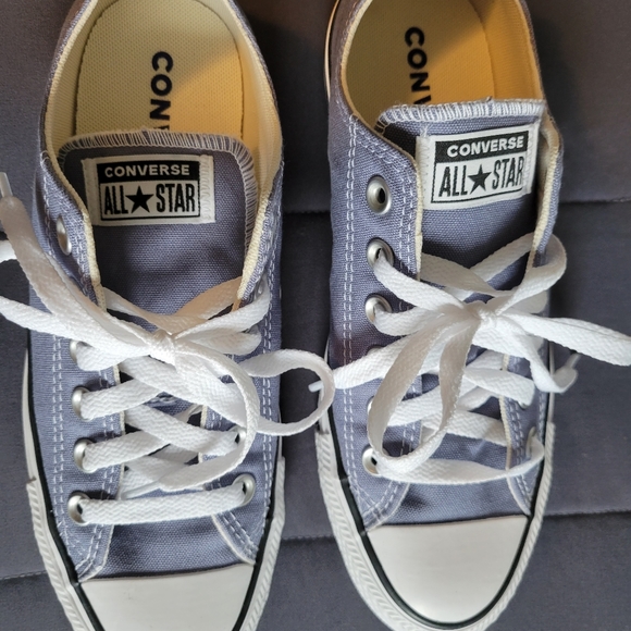 Converse - Picture 4 of 11